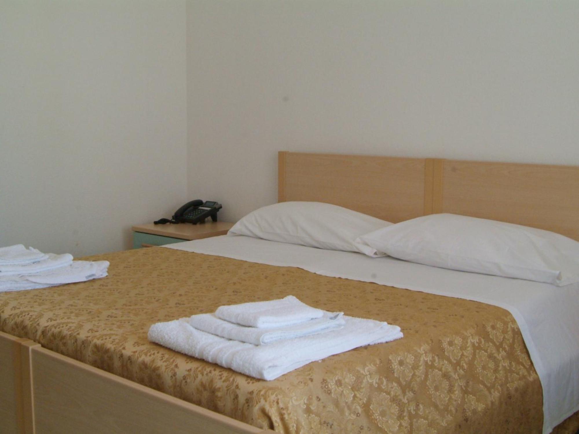 Hotel Aurora Scauri  Kamer foto