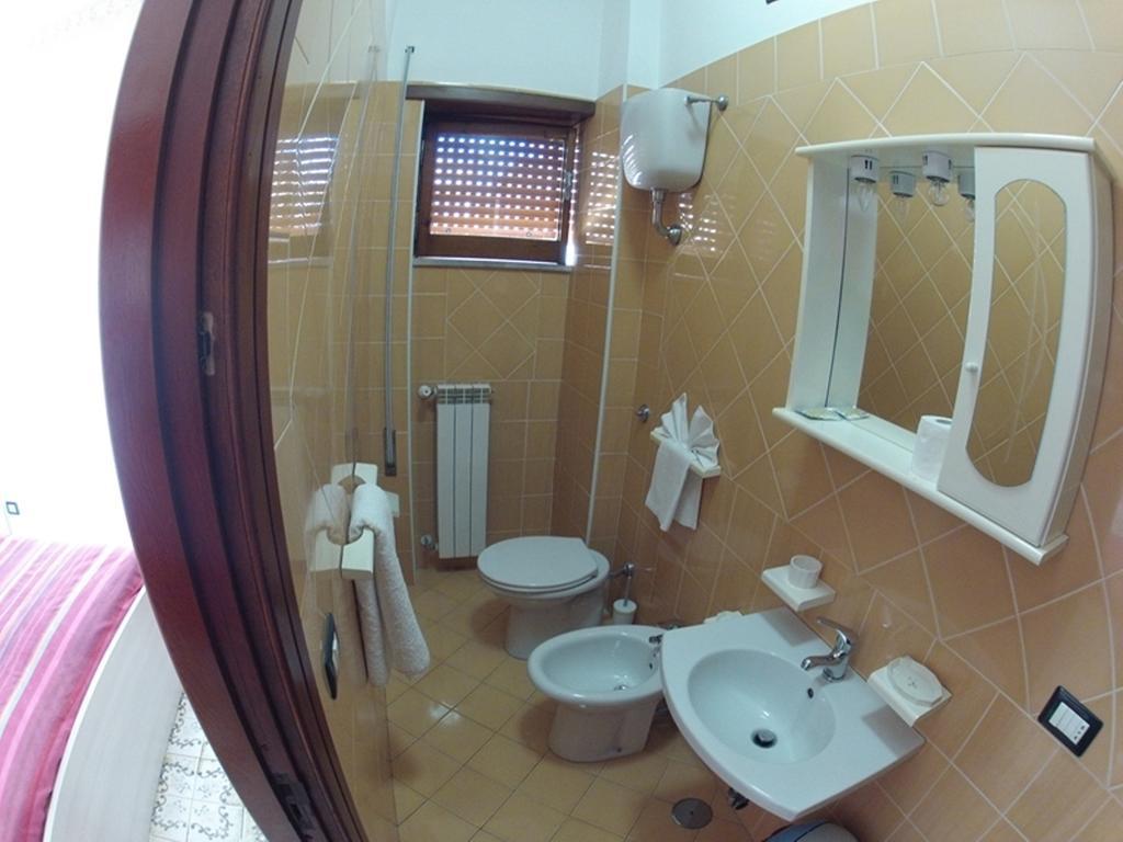 Hotel Aurora Scauri  Buitenkant foto
